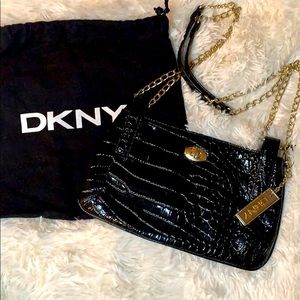 DKNY black shoulder purse